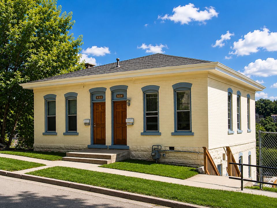 1st image of 594 Jefferson St