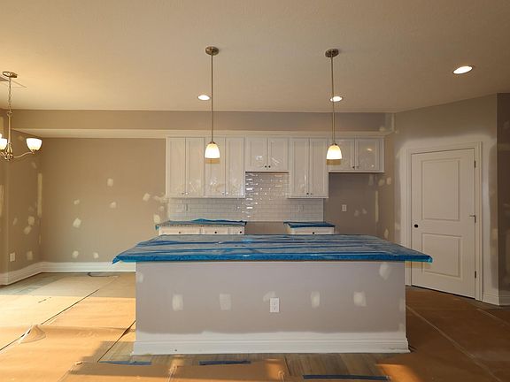 2nd image of 5684 Dutch Ln