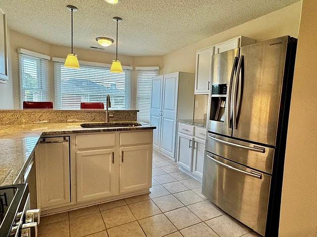 102 Widgeon Cir — Photo 5