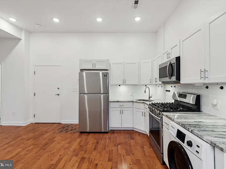 5011 Germantown Ave #C — Photo 8