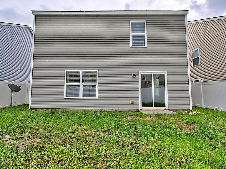 143 Davila St — Photo 25