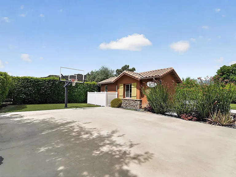 9651 Sagebrush Ave — Photo 54