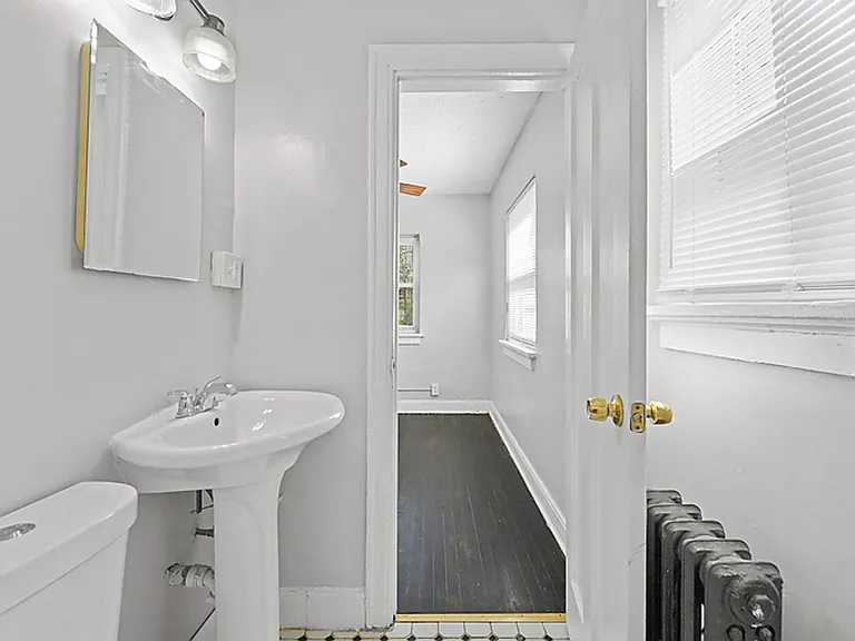 4300 Erie Ave #4 — Photo 13