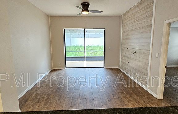 4th image of 3711 Briar Run Dr