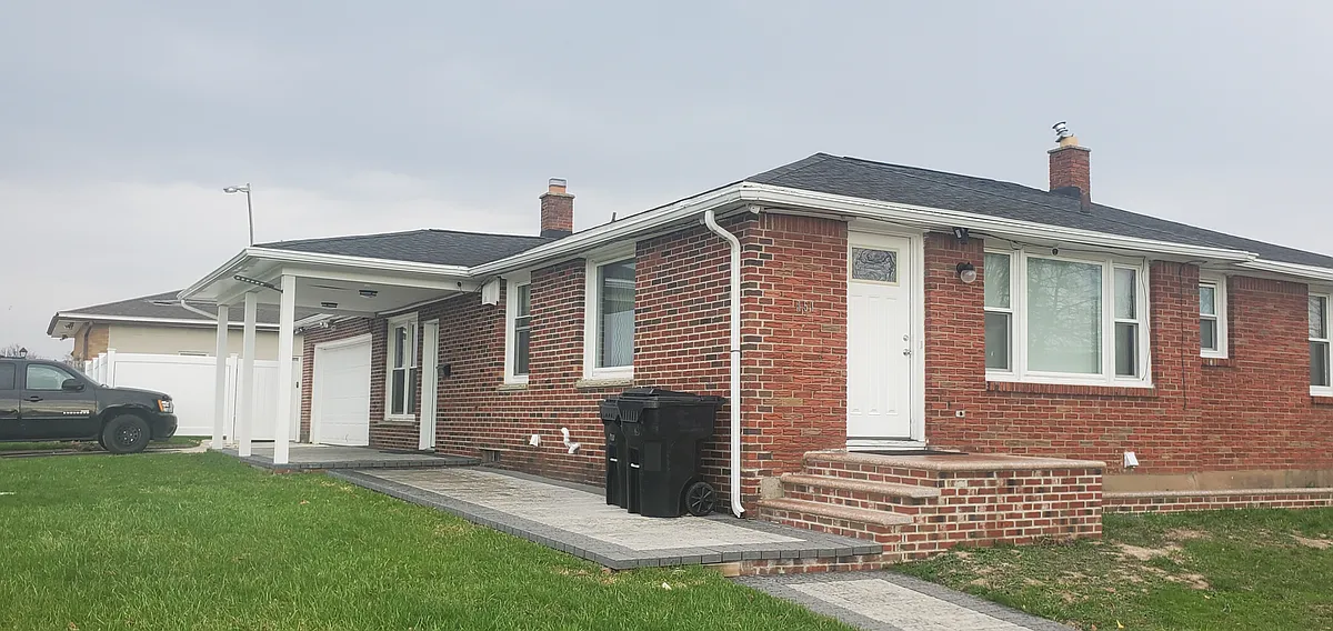 Building Photo - 151 Lamson Rd