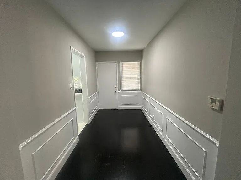 1323 S Highland Ave — Photo 5