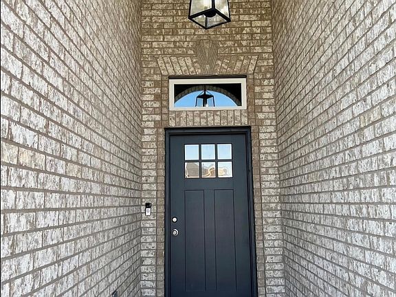 2nd image of 343 Evening Shade Ln