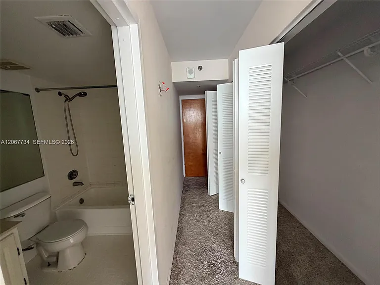 7601 E Treasure Dr #2220 — Photo 13
