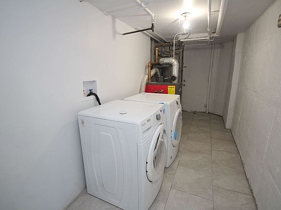 5th image of 139-18 Pershing Cres