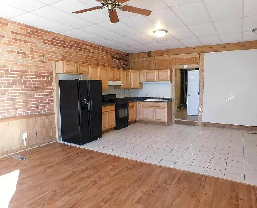 2 bed, 840 sqft, $850 — Photo 3