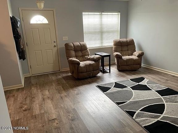 4th image of 1150 Amber Pines Dr