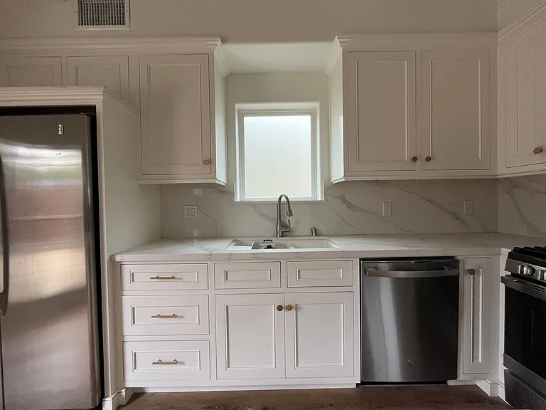 1126 Hill Rd #B — Photo 6