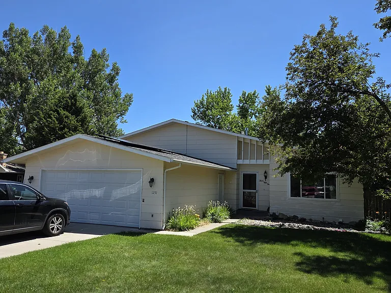 1251 Lonesome Pine Ln — Photo 1