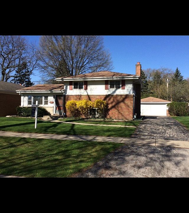 1st image of 226 S Reuter Dr