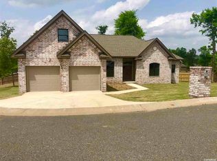 112 Summer St, Hot Springs, AR 71913