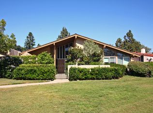 2040 Vista Cajon, Newport Beach, CA 92660