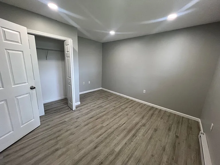 344 Pear St — Photo 8