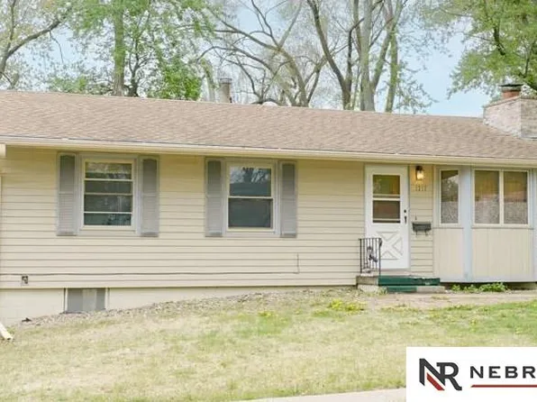 1717 Thayer St, Plattsmouth, NE 68048