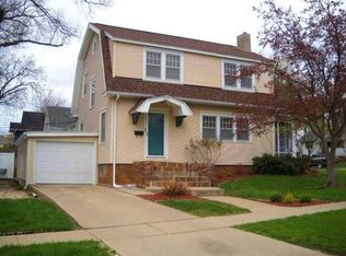 200 24th St NE, Cedar Rapids, IA 52402