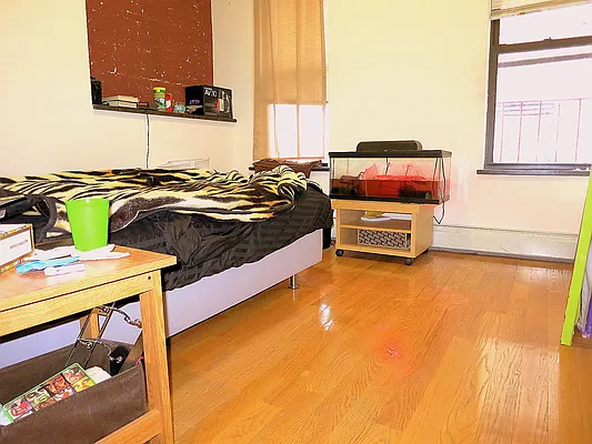 Rented by J Misrahi Realty Corp | media 24