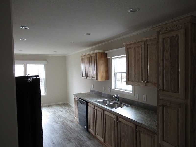 2nd image of 9080 Pine Lake Pl