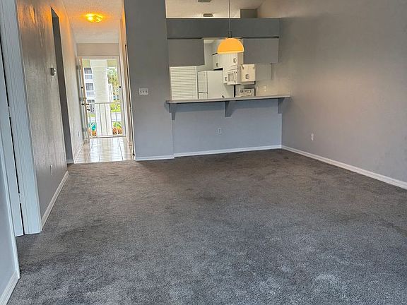 4th image of 295 Quail Forest Blvd APT 220