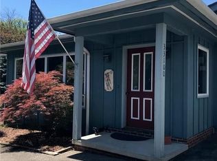 33100 Pinetree Rd, Pepper Pike, OH 44124