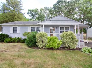 955 McGuire Dr, Toms River, NJ