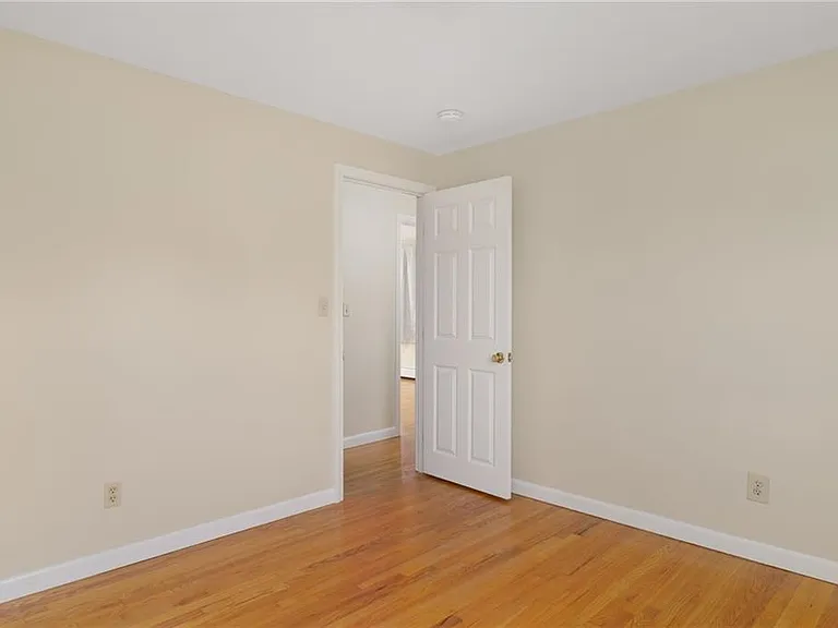 9 Chestnut Hill Rd #B — Photo 15