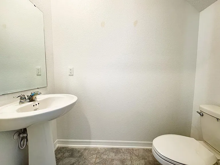 645 Bell Prairie Cir — Photo 9