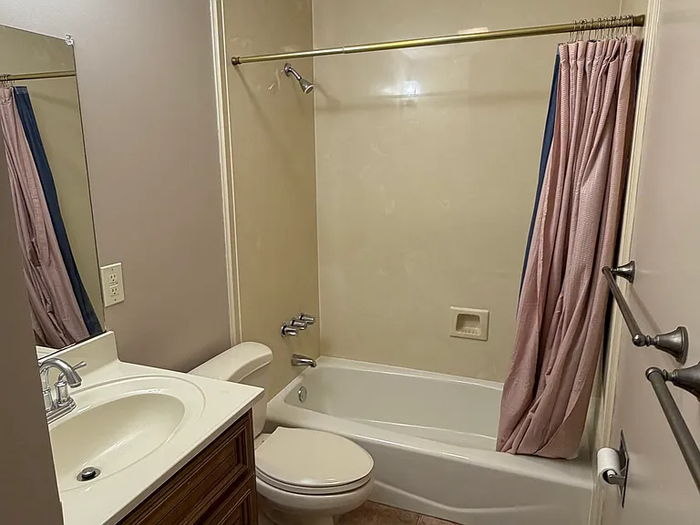 6215 Loveland St — Photo 9