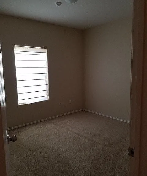 814 Rivera Way — Photo 8