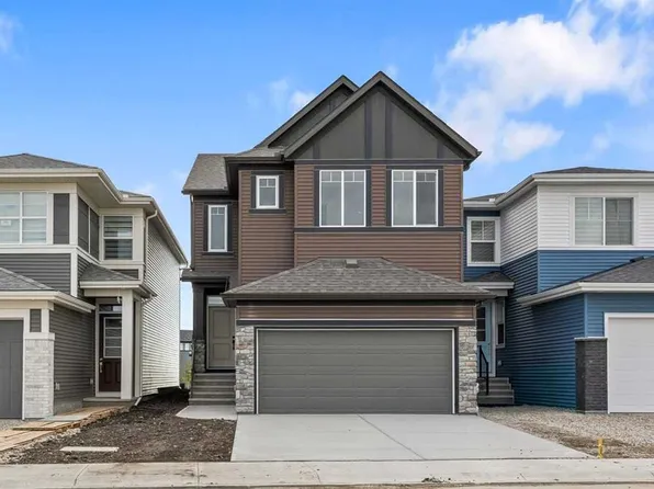 138 E Corner Glen Sq NE, Calgary, AB T3N 2S2