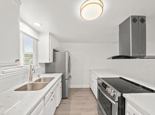 5696 Hillsdale Blvd, Sacramento, CA 95842