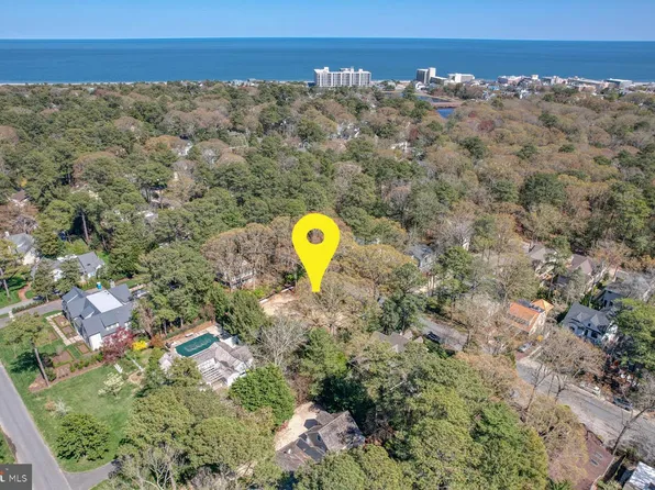 89 Henlopen Ave, Rehoboth Beach, DE 19971