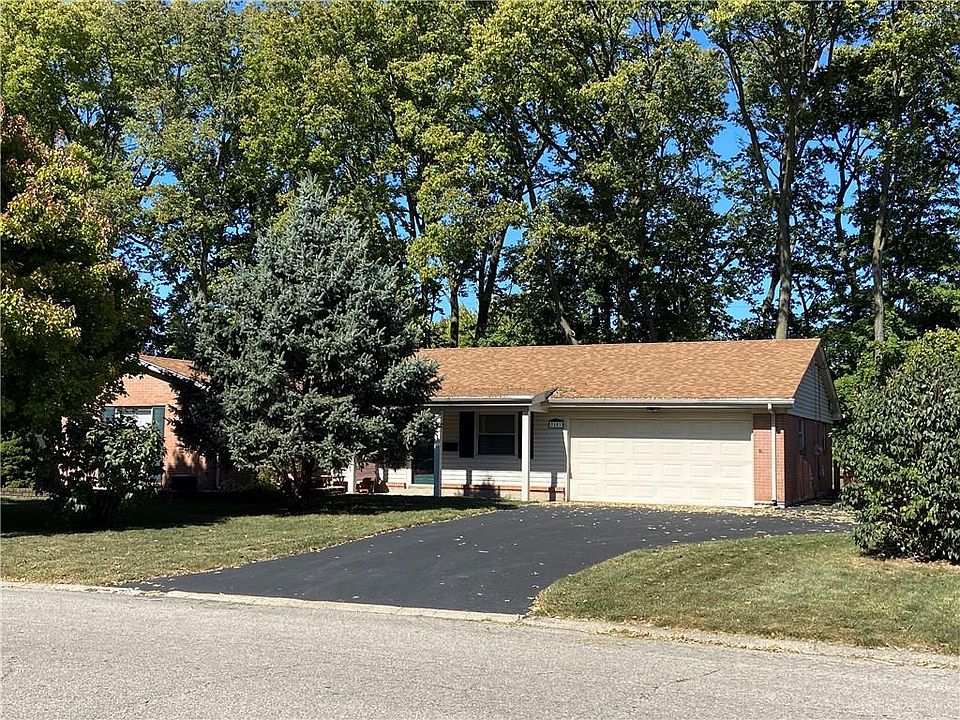 1st image of 3103 Dahlia Dr