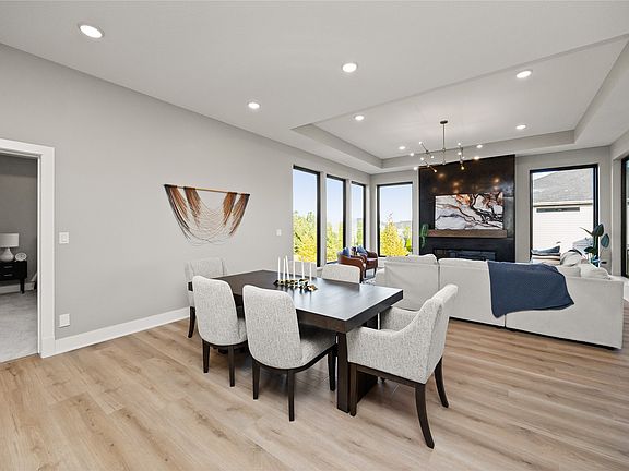 5th image of 4611 Centennial Blvd
