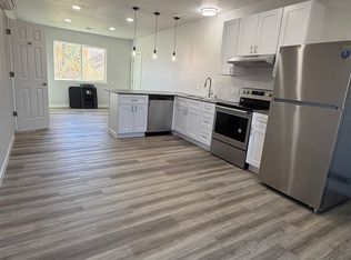 107 S Windsor Dr #B, Denver, CO 80219