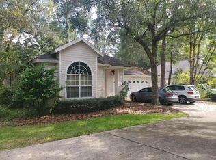 3913 SW 97th St, Gainesville, FL 32608