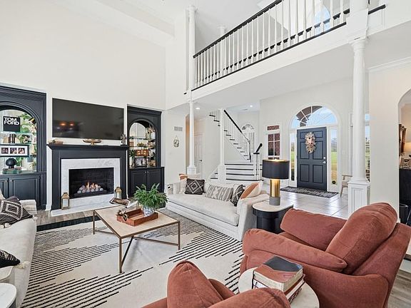 5th image of 398 S 6th Street Ext