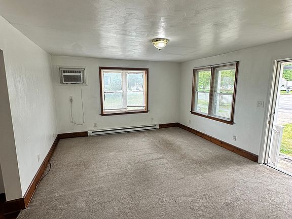 5th image of 2400 Ballentine Blvd #1