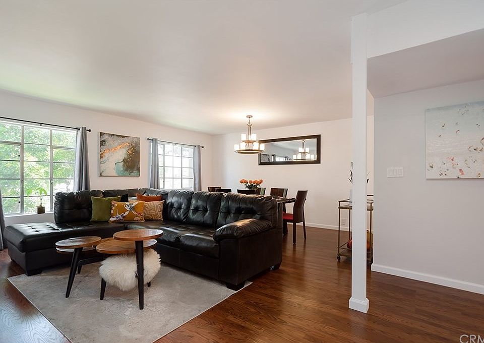 1st image of 215 N Kenwood St APT 202