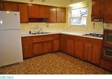 5th image of 6487 Balsam Dr