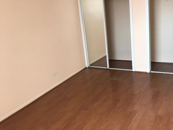3rd image of 4025 Bonhill Dr APT 3E