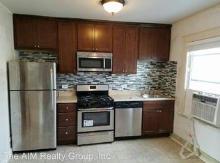 2 E Saint Charles Rd #2, Lombard, IL 60148