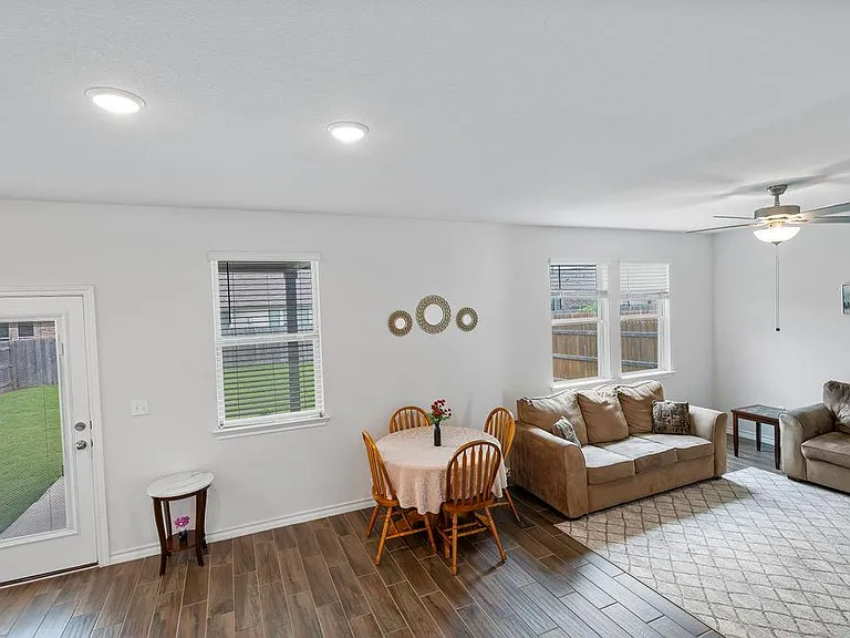 6605 Folsom Ave — Photo 12