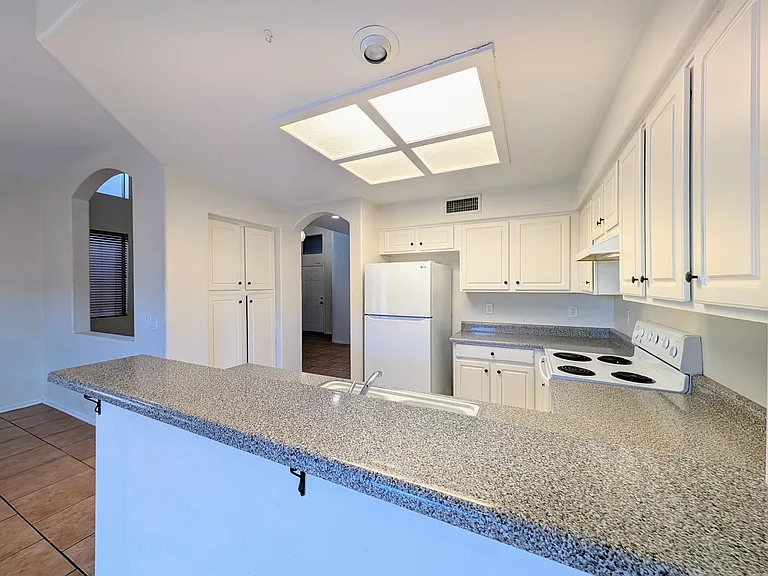 3548 W Whispering Wind Dr — Photo 24