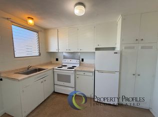 1260 N King St APT 4, Honolulu, HI 96817