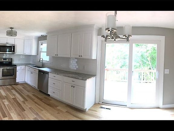 2nd image of 95 Tampa St