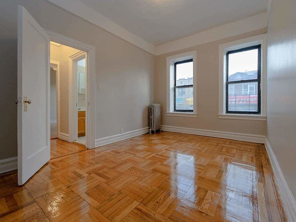 1st image of 79 Avenue O APT A2